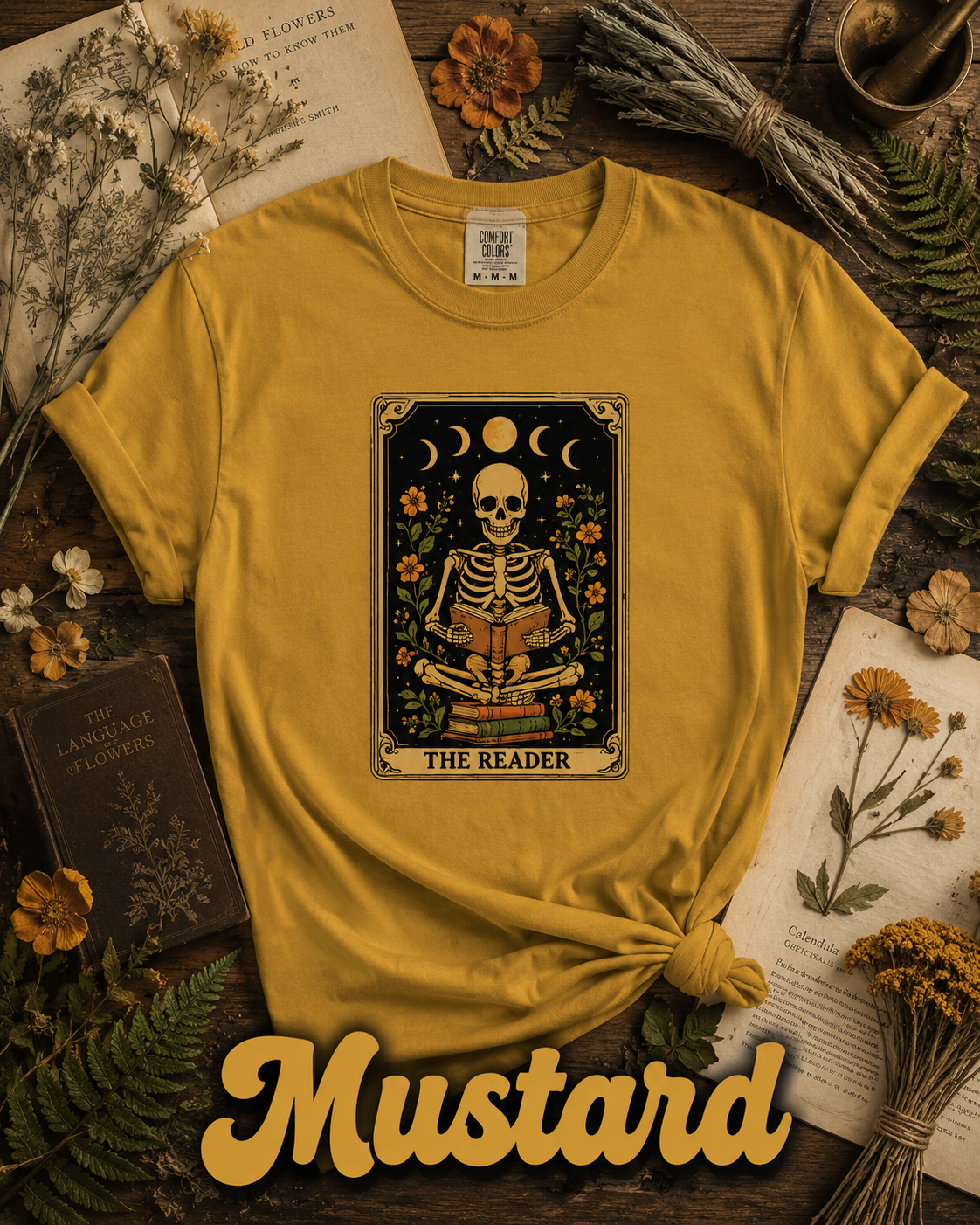 The Reader Skeleton Book Lover Tarot Graphic T-Shirt